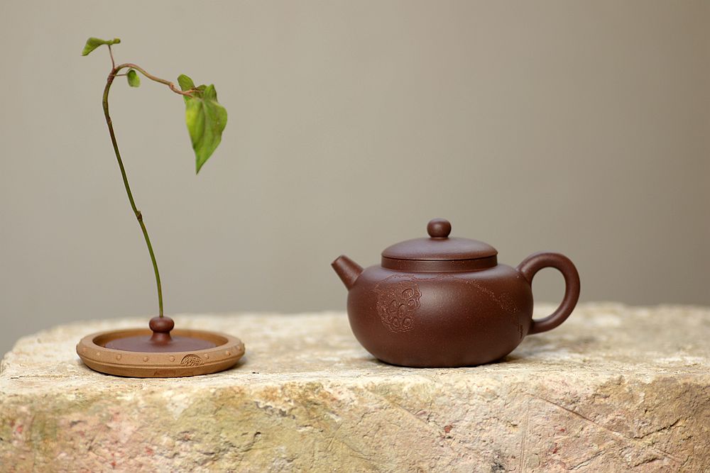 紫砂壶图片：如何一眼看出茶的品级高低？ - 美壶网