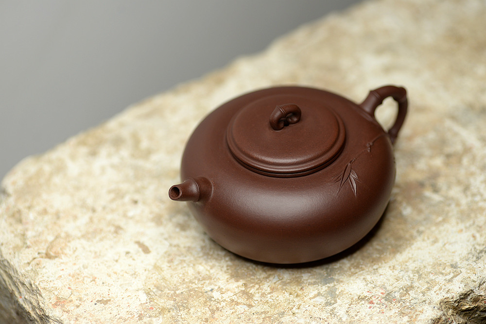 紫砂壶图片：茶叶的保存方法 - 美壶网