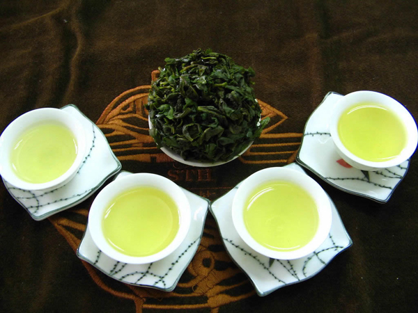 紫砂壶图片：茶叶的分别——进来涨知识，不卖茶叶！ - 美壶网