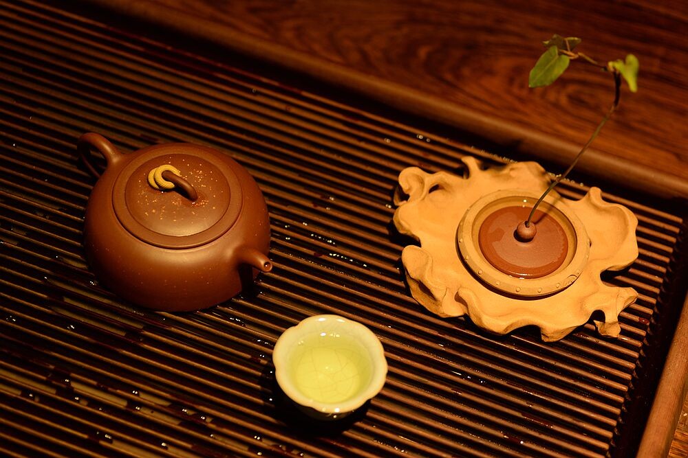 紫砂壶图片：来源：不懂细节，怎么能泡出茶叶真滋味 - 美壶网