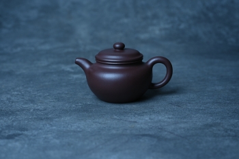 紫砂壶图片：特好老紫泥全手工仿古壶 茶人醉爱 - 美壶网