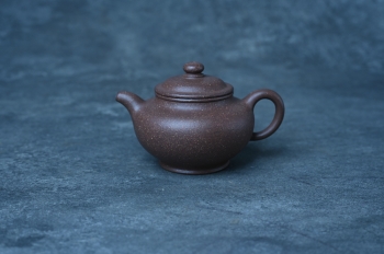 紫砂壶图片：美壶特惠 手工手制紫砂壶特好底槽青掇只壶 茶人醉爱 - 美壶网